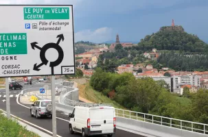 Plusieurs accidents ont été provoqués par les chaussées glissantes