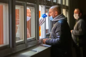 Les tests PCR seront principalement utilisés pour le dépistage des lycéens.